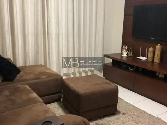 Apartamento 2 quartos e 1 banheiro, à venda, no bairro Jardim Agari em Londrina
