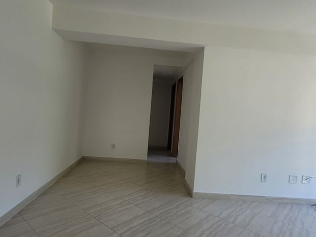 Apartamento com 63m² 2 quartos e 1 banheiro, à venda, no bairro Vila Valqueire em Rio de Janeiro