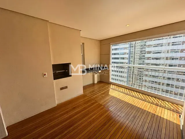 Apartamento 3 quartos e 3 banheiros, à venda, no bairro Dezoito do Forte Empresarial/Alphaville. em Barueri