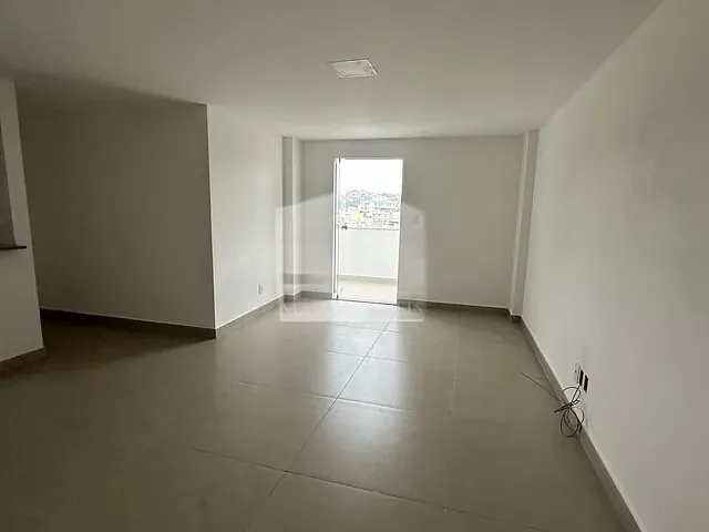 Apartamento 2 quartos e 1 banheiro, para alugar, no bairro Centro em Muriaé