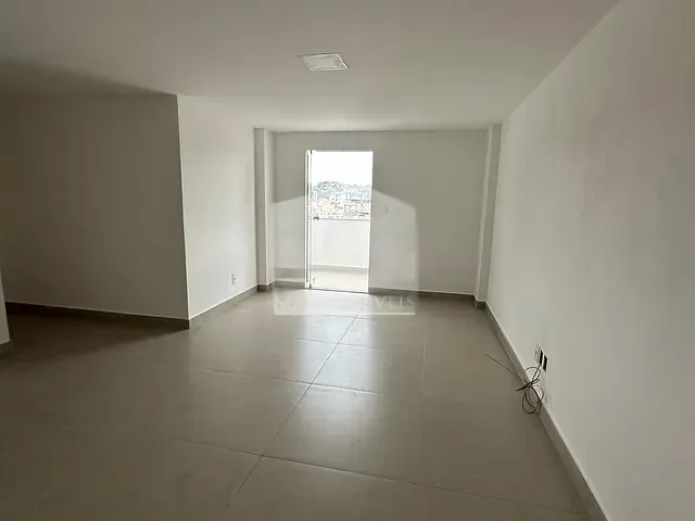 Apartamento 2 quartos e 1 banheiro, para alugar, no bairro Centro em Muriaé