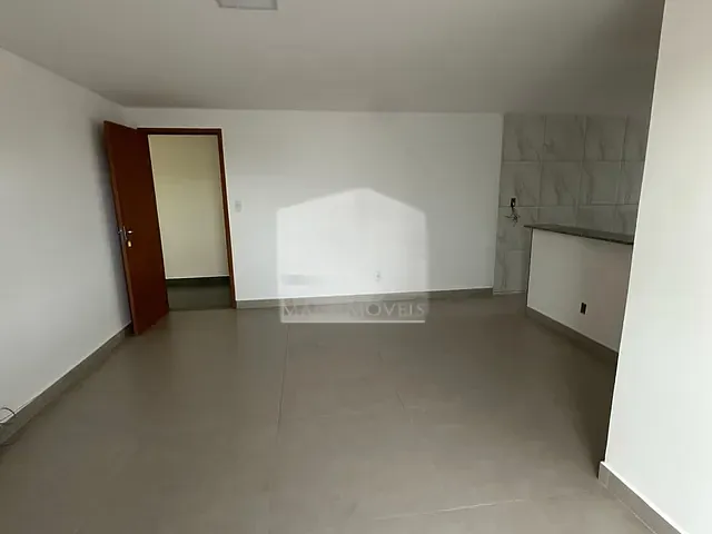 Apartamento 2 quartos e 1 banheiro, para alugar, no bairro Centro em Muriaé