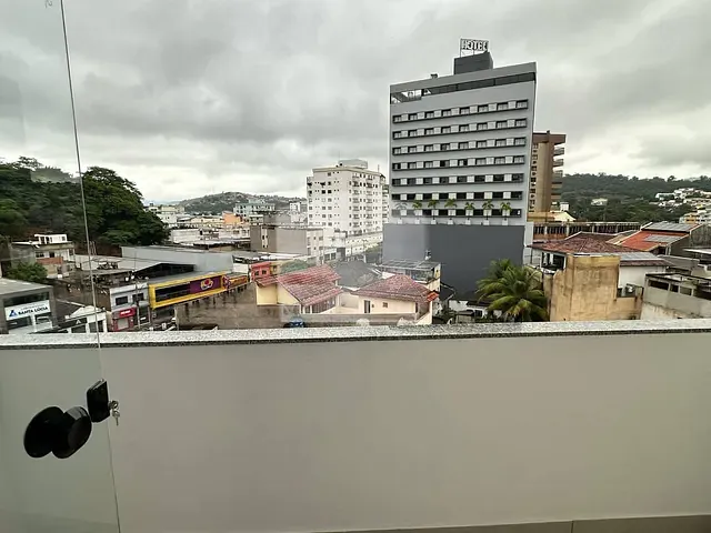 Apartamento 2 quartos e 1 banheiro, para alugar, no bairro Centro em Muriaé