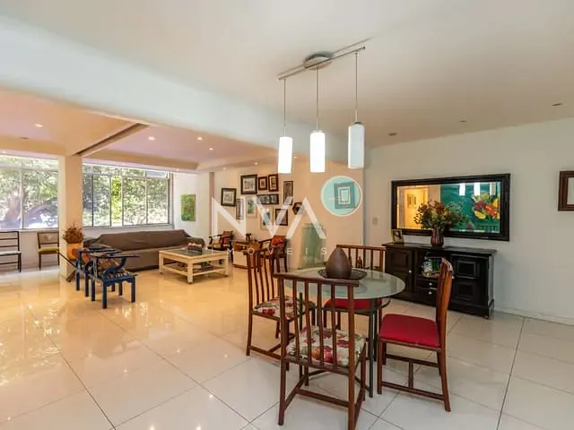 Apartamento com 190m² 5 quartos e 5 banheiros, à venda, no bairro Ipanema em Rio de Janeiro