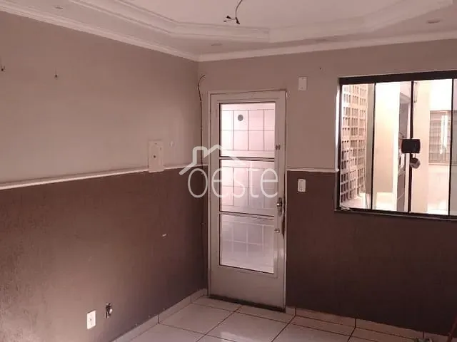Apartamento com 45m² 2 quartos e 1 banheiro, à venda, no bairro Conjunto Habitacional Roberto Romano em Santa Bárbara D'Oeste
