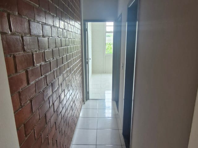 Apartamento 2 quartos e 1 banheiro, à venda, no bairro Centro em Vassouras