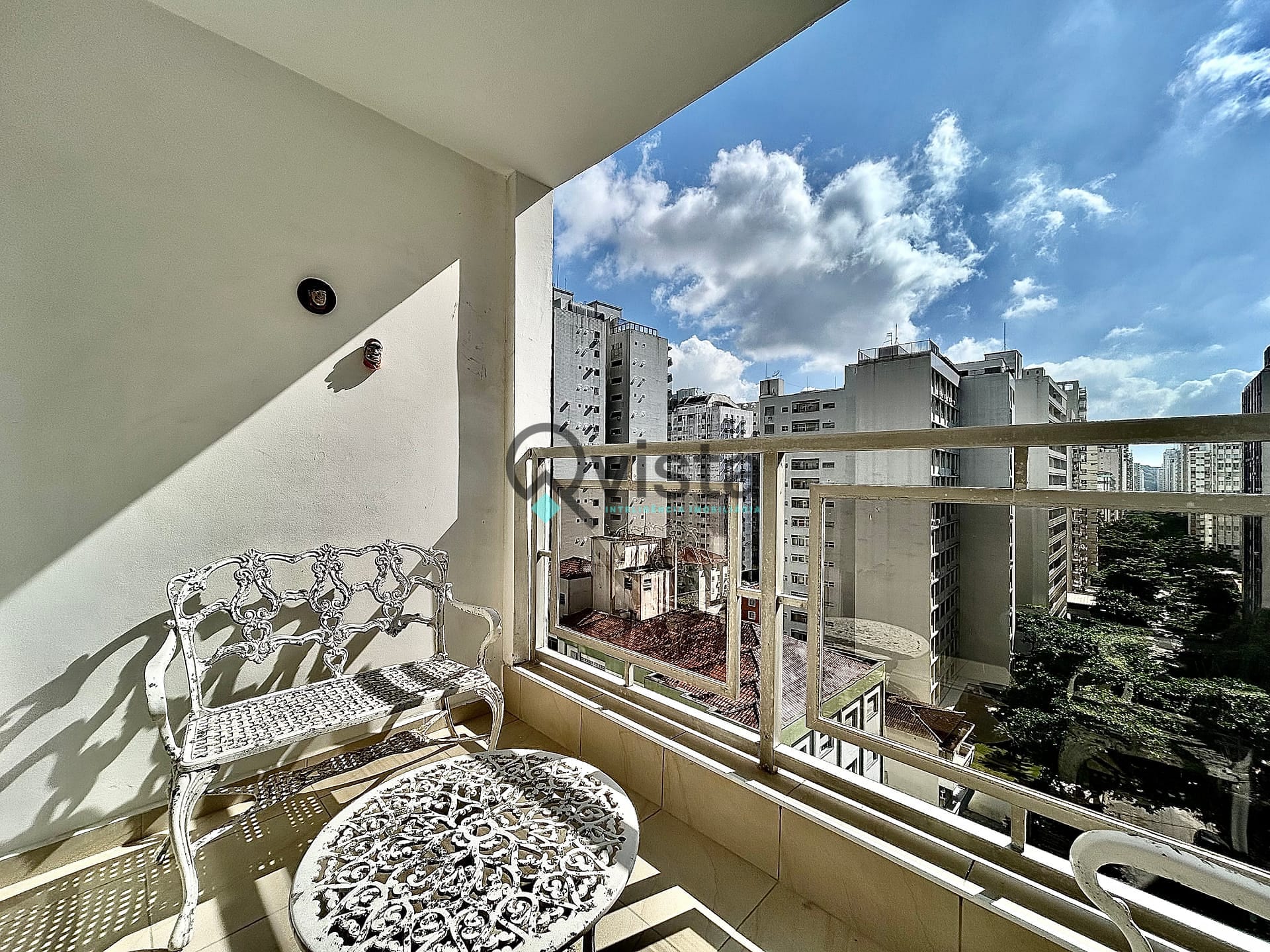 Apartamento à venda com 2 quartos, 90m² - Foto 5