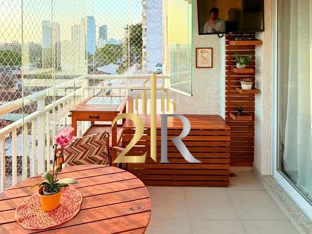 Apartamento 3 quartos e 2 banheiros, à venda, no bairro Vila Isa em São Paulo