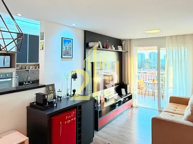 Apartamento 3 quartos e 2 banheiros, à venda, no bairro Vila Isa em São Paulo