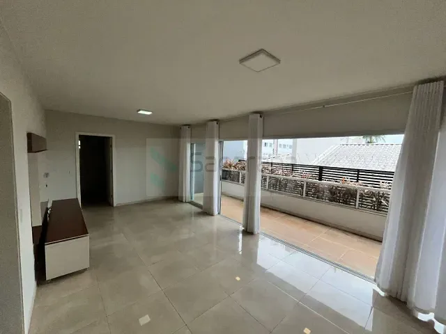 Apartamento com 200m² 3 quartos e 2 banheiros, à venda, no bairro Nossa Senhora de Fátima em Patrocínio