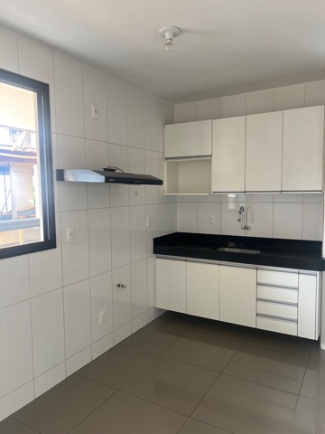 Apartamento 4 quartos e 1 banheiro, para alugar, no bairro Ouro Preto em Belo Horizonte