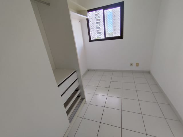 Apartamento com 65m² 2 quartos e 2 banheiros, para alugar, no bairro Calhau em São Luís