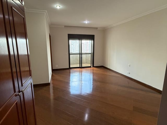 Apartamento 4 quartos e 5 banheiros, à venda, no bairro Campo Belo em São Paulo