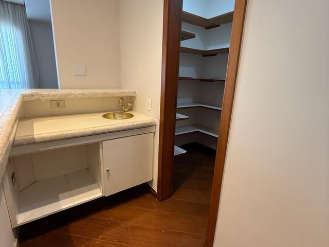 Apartamento 4 quartos e 5 banheiros, à venda, no bairro Campo Belo em São Paulo