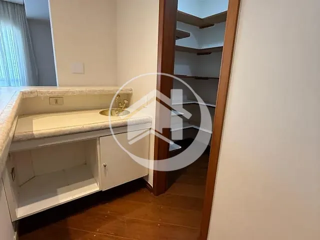 Apartamento 4 quartos e 5 banheiros, à venda, no bairro Campo Belo em São Paulo