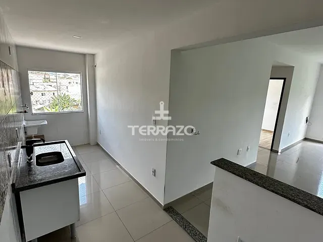 Apartamento 2 quartos e 1 banheiro, à venda, no bairro Roma em Volta Redonda