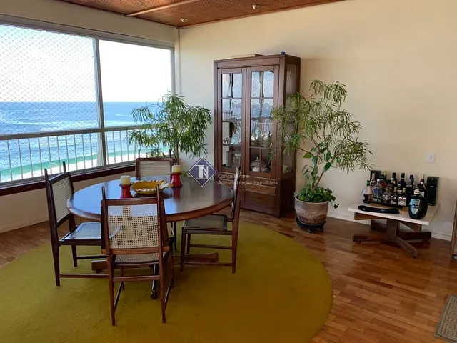 Apartamento com 280m² 4 quartos e 4 banheiros, à venda ou para alugar, no bairro Ipanema em Rio de Janeiro