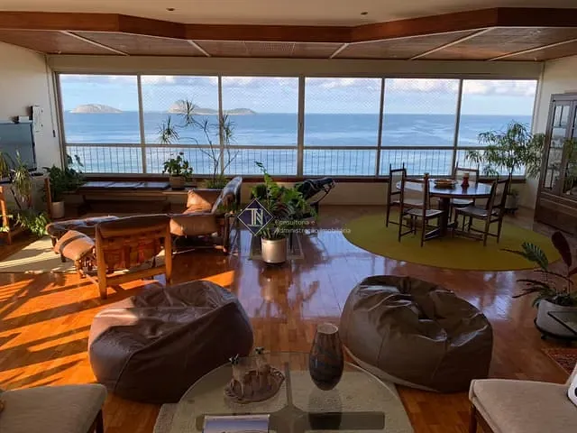 Apartamento com 280m² 4 quartos e 4 banheiros, à venda ou para alugar, no bairro Ipanema em Rio de Janeiro