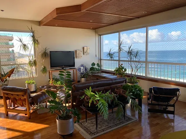 Apartamento com 280m² 4 quartos e 4 banheiros, à venda ou para alugar, no bairro Ipanema em Rio de Janeiro