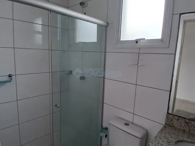 Apartamento 1 quarto e 1 banheiro, à venda ou para alugar, no bairro Centro em Apucarana