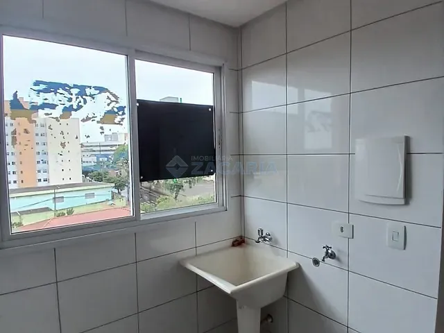 Apartamento 1 quarto e 1 banheiro, à venda ou para alugar, no bairro Centro em Apucarana