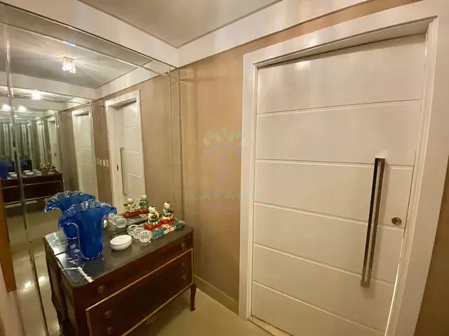 Apartamento com 445m² 4 quartos e 6 banheiros, à venda, no bairro Centro em Campo Grande