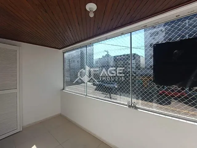 Apartamento com 168m² 3 quartos e 2 banheiros, à venda, no bairro Centro em Erechim