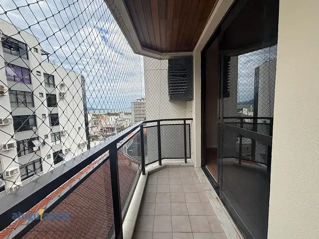 Apartamento 2 quartos e 1 banheiro, à venda, no bairro Centro em Florianópolis