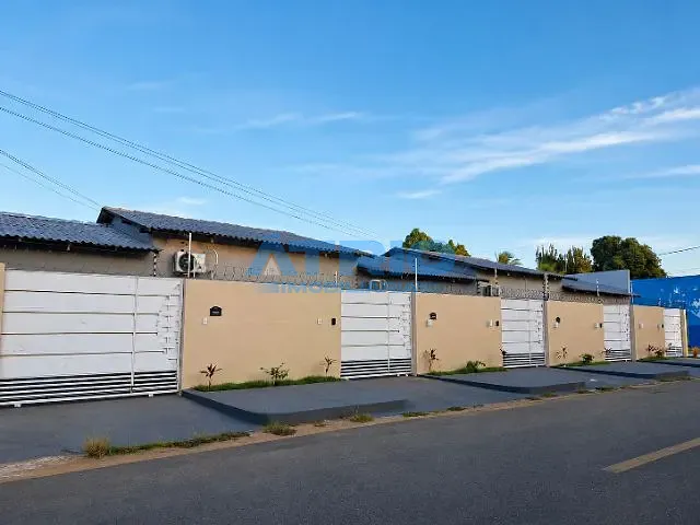 Casa com 462m² 2 quartos e 1 banheiro, à venda, no bairro Cambará em Boa Vista