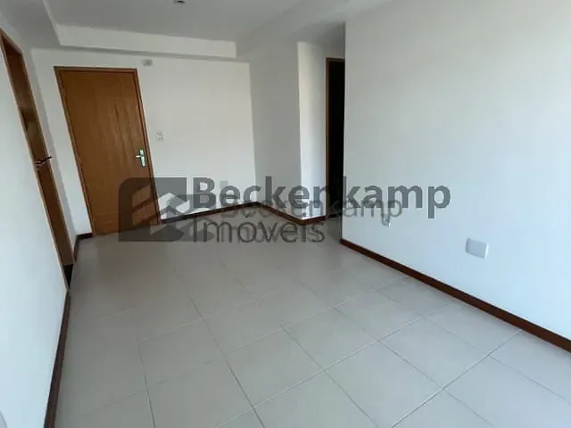 Apartamento 2 quartos e 2 banheiros, à venda, no bairro São João em Volta Redonda