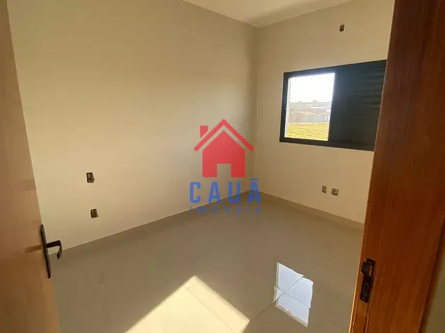 Apartamento 2 quartos e 1 banheiro, à venda, no bairro Jardim Maracanã em Uberaba