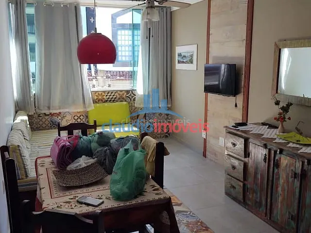 Apartamento 2 quartos e 2 banheiros, à venda ou para alugar, no bairro Centro em Cabo Frio