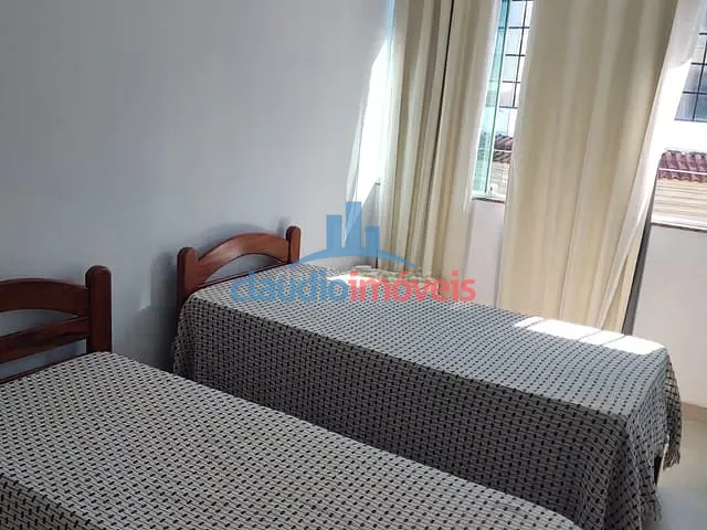 Apartamento 2 quartos e 2 banheiros, à venda ou para alugar, no bairro Centro em Cabo Frio