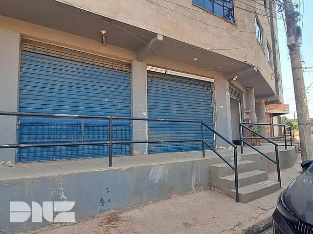 Prédio à venda, no bairro Guará II em Brasília