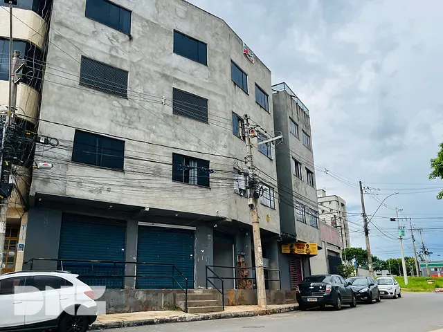 Prédio à venda, no bairro Guará II em Brasília