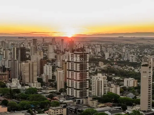 Apartamento com 280m² 3 quartos e 4 banheiros, à venda, no bairro Centro em Cascavel