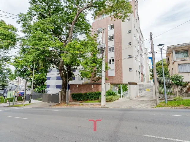 Apartamento com 79m² 1 quarto e 1 banheiro, à venda, no bairro Mercês em Curitiba