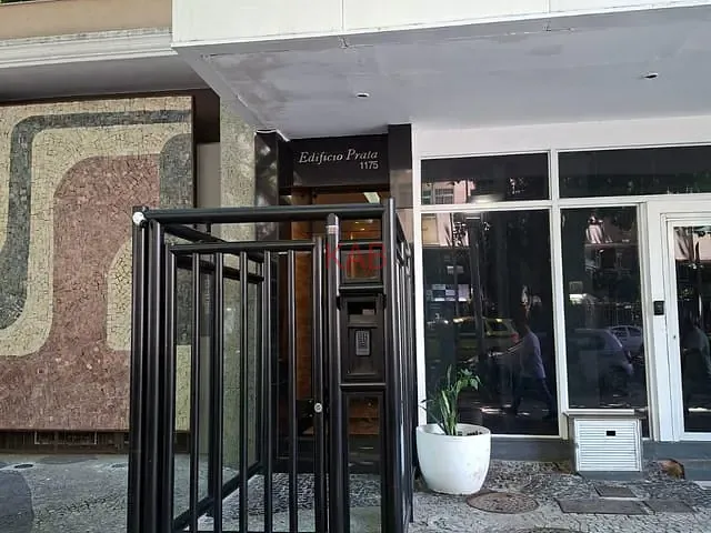 Apartamento 1 quarto e 2 banheiros, à venda, no bairro Leblon em Rio de Janeiro