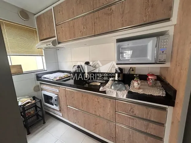 Apartamento 2 quartos e 1 banheiro, à venda, no bairro Alto Aririú em Palhoça