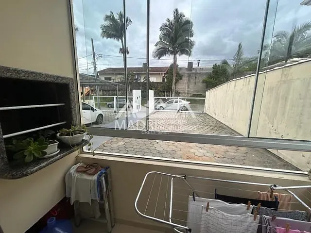 Apartamento 2 quartos e 1 banheiro, à venda, no bairro Alto Aririú em Palhoça