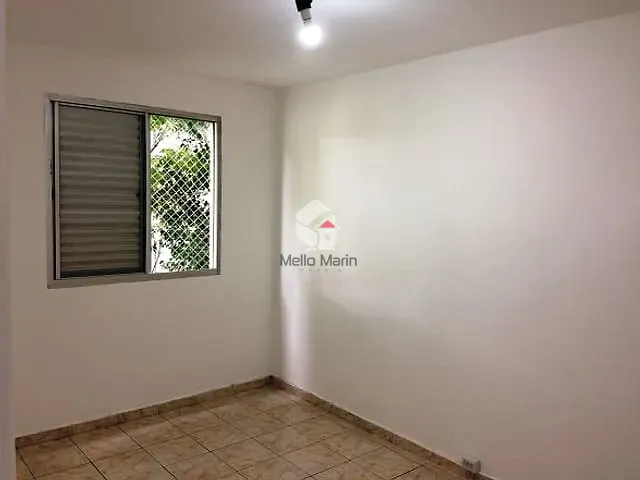 Apartamento 2 quartos e 1 banheiro, à venda, no bairro Pestana em Osasco