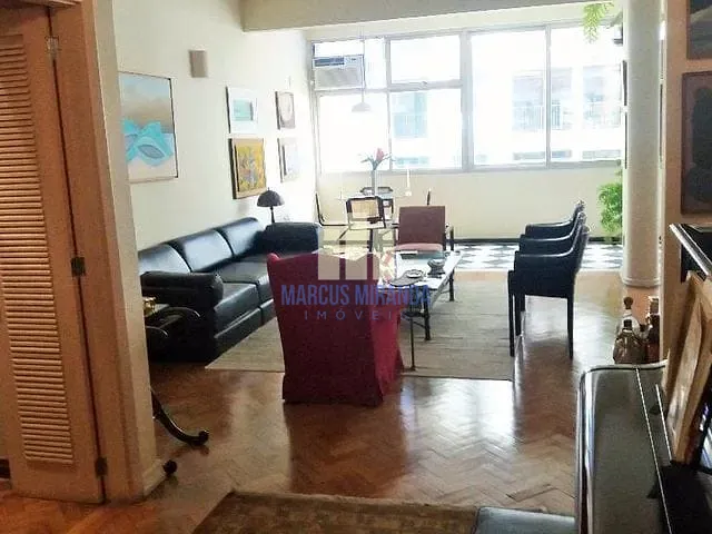 Apartamento com 202m² 3 quartos e 3 banheiros, à venda, no bairro Copacabana em Rio de Janeiro
