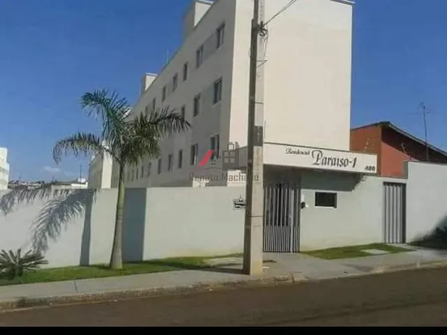 Apartamento 2 quartos e 1 banheiro, à venda, no bairro Vila Passos em Arapongas