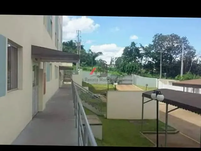 Apartamento 2 quartos e 1 banheiro, à venda, no bairro Vila Passos em Arapongas