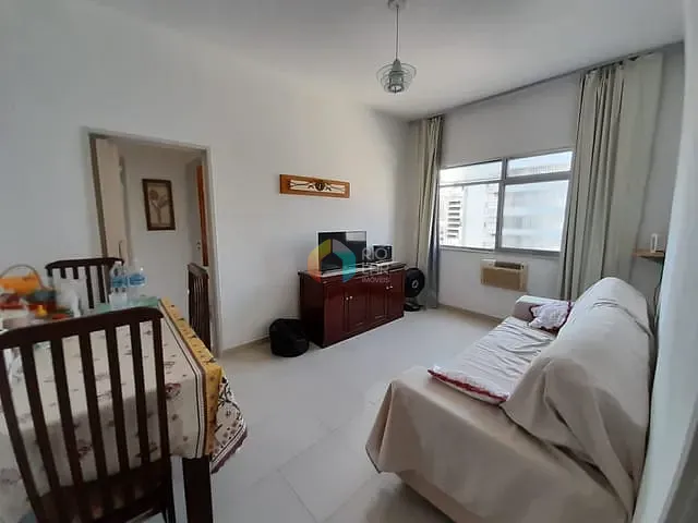 Apartamento com 66m² 2 quartos e 1 banheiro, à venda, no bairro Botafogo em Rio de Janeiro