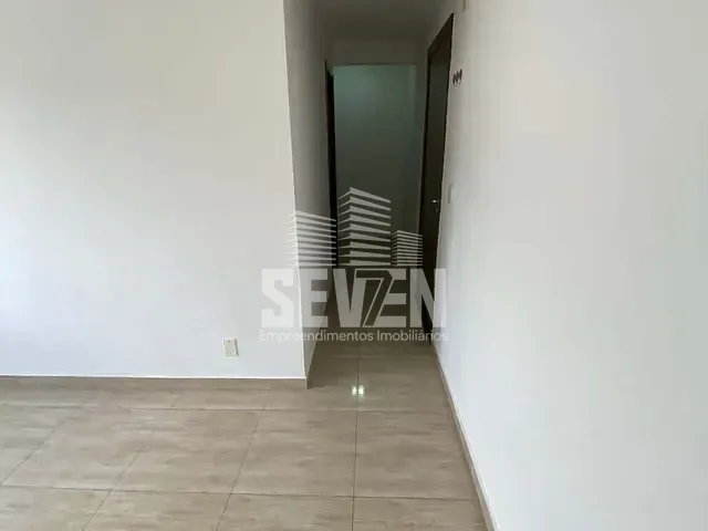 Apartamento 2 quartos e 1 banheiro, à venda, no bairro Parque Bauru em Bauru