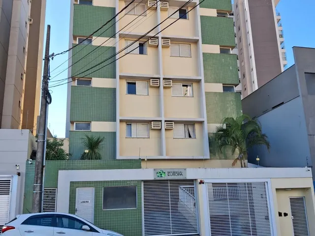 Apartamento com 146m² 3 quartos e 1 banheiro, à venda, no bairro Centro em Cambé