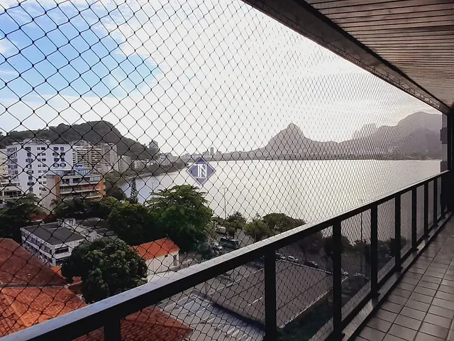 Apartamento com 129m² 3 quartos e 3 banheiros, à venda ou para alugar, no bairro Lagoa em Rio de Janeiro