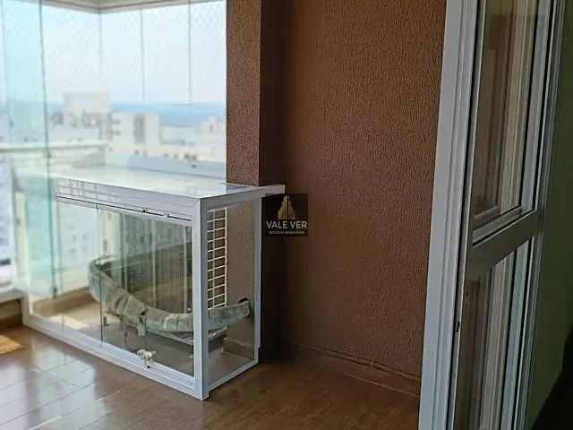 Apartamento 3 quartos e 1 banheiro, à venda ou para alugar, no bairro Jardim das Indústrias em São José dos Campos