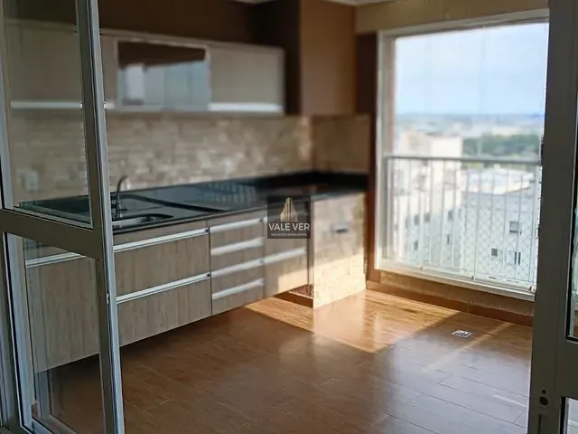Apartamento 3 quartos e 1 banheiro, à venda ou para alugar, no bairro Jardim das Indústrias em São José dos Campos